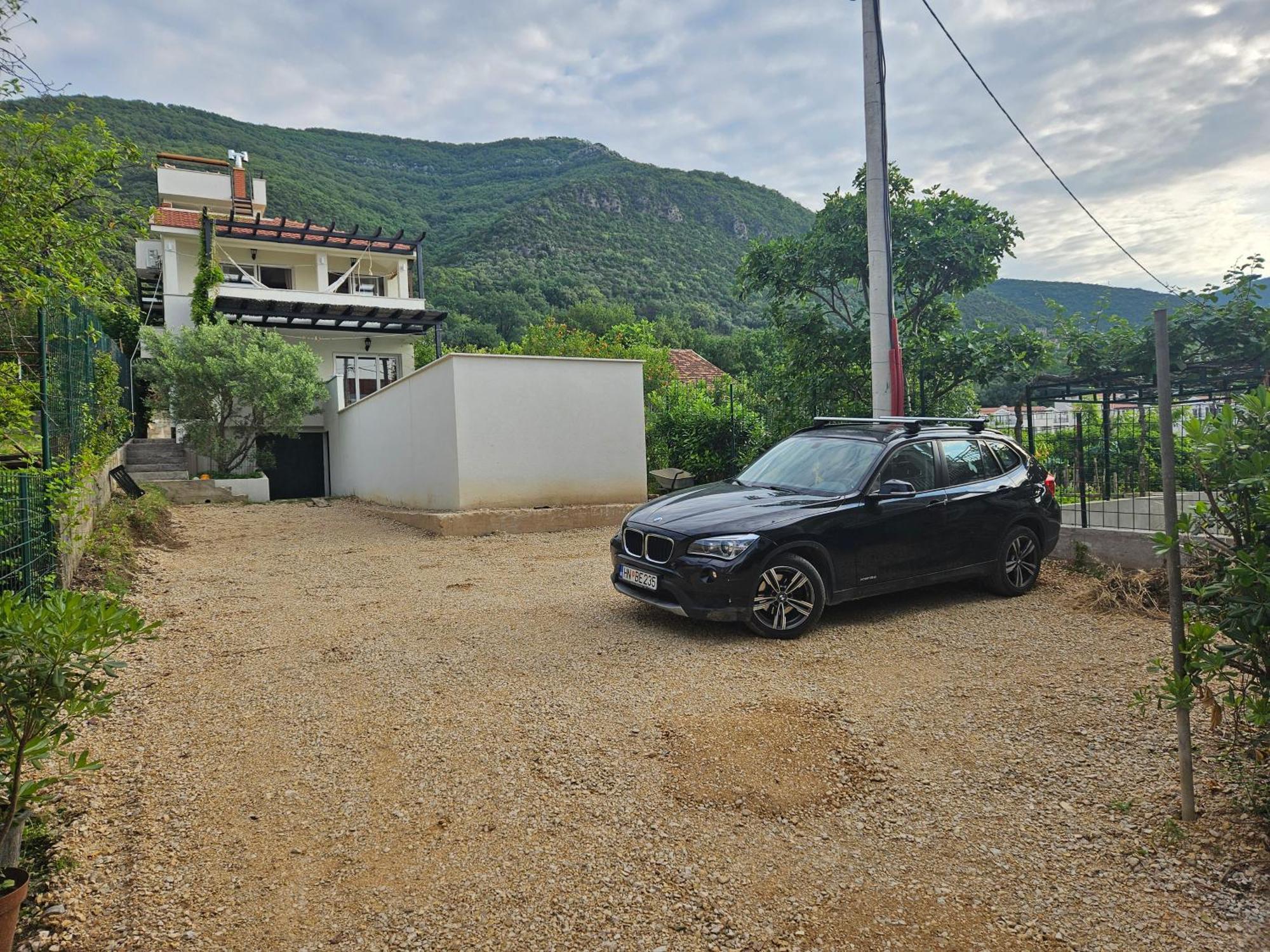 Vanjana 1 Thenovici Exterior photo